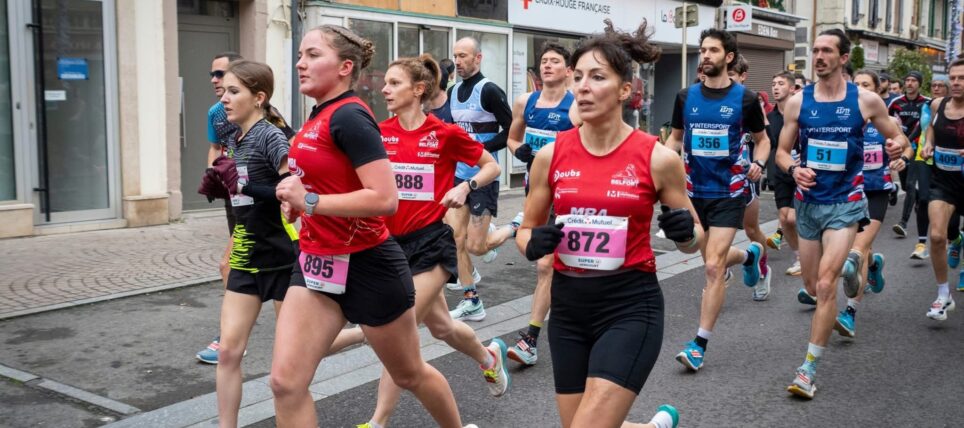 Entre marche, trail, route et piste… nos athlètes brillent partout ! – Week-end du 13/14 décembre