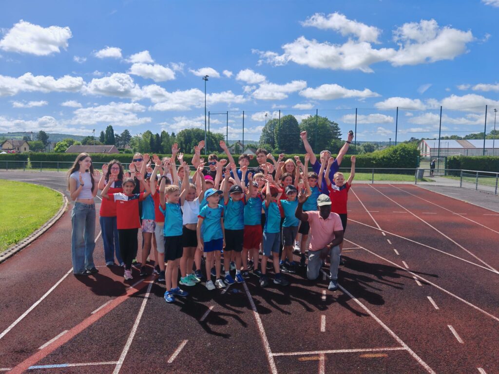 Week‑end sportif pour Delle Athlé : sentiers, piste et énergie des jeunes